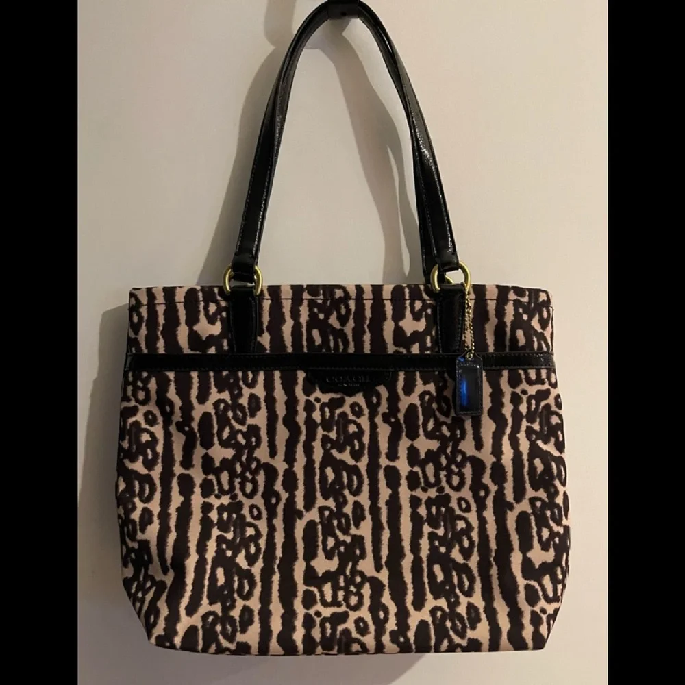 Coach Tan/Brown Animal Print Material Tote with Black Trim - Picture 1 of 10
